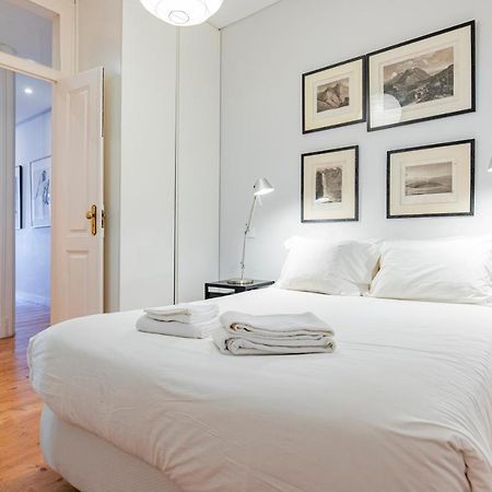 Castelo Design Aparment W/ Balcony & Super View By Lovelystay Lisboa Exterior foto